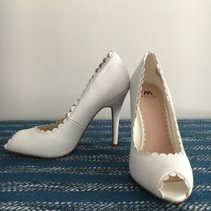 Madison by ShoeDazzle - Myla Winter White 8.5